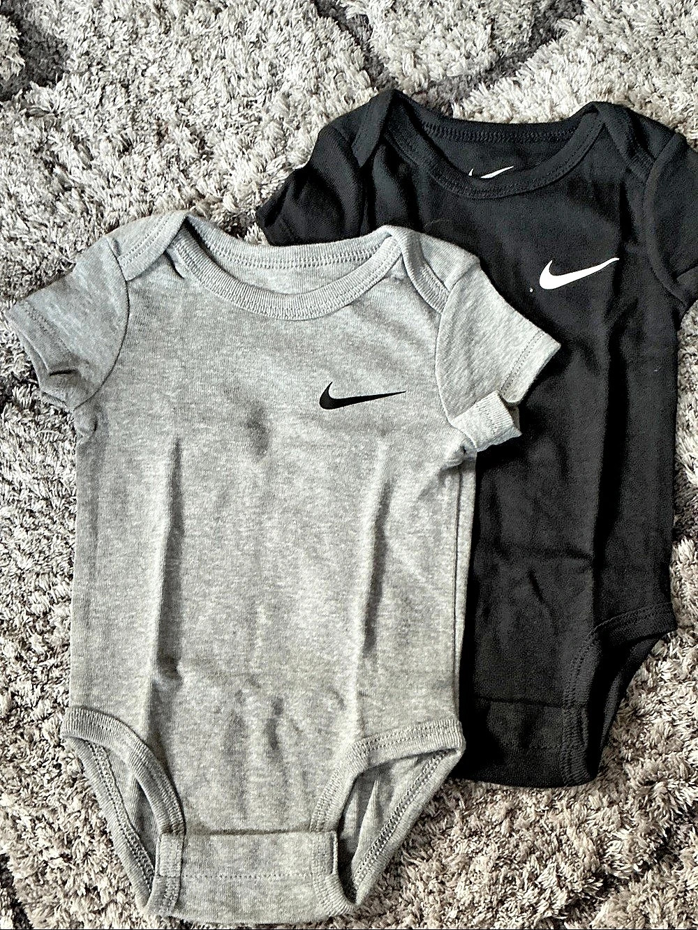 Nike Baby Essentials Short-Sleeve Bodysuits Set Gray & Black 6M